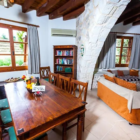 Olive Grove 3 Вилла Пафос