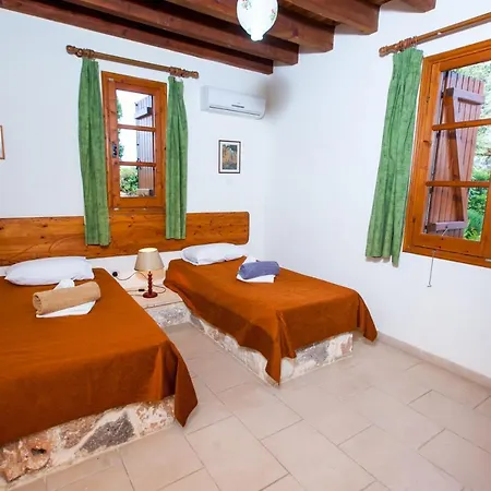 Villa Olive Grove 3 *